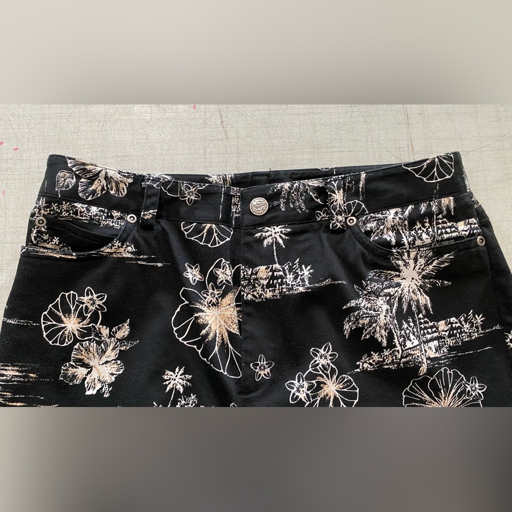 Rafaella Black and White Patterned Pants - Picture 5 of 11